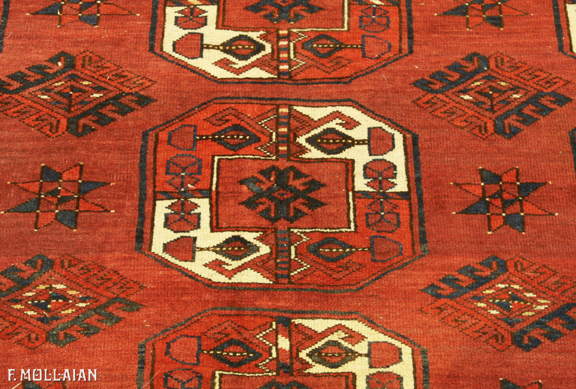 Tapis Turkmène Antique Ersari n°:93673350